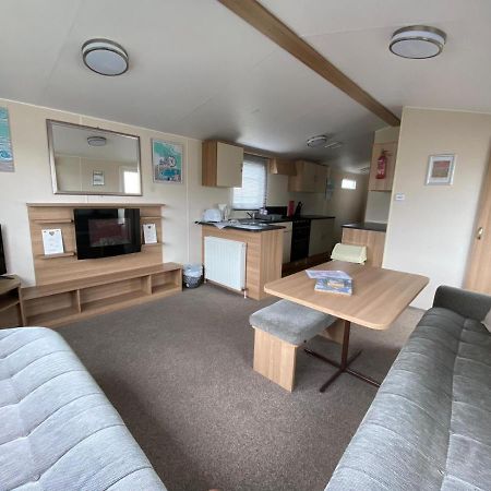 Holiday In Caravan Millom Exterior foto