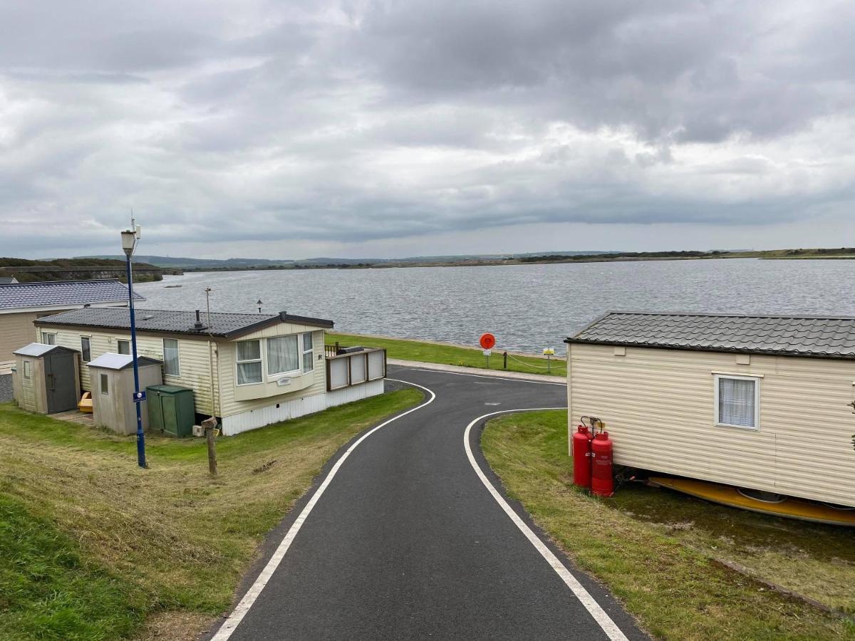 Holiday In Caravan Millom Exterior foto