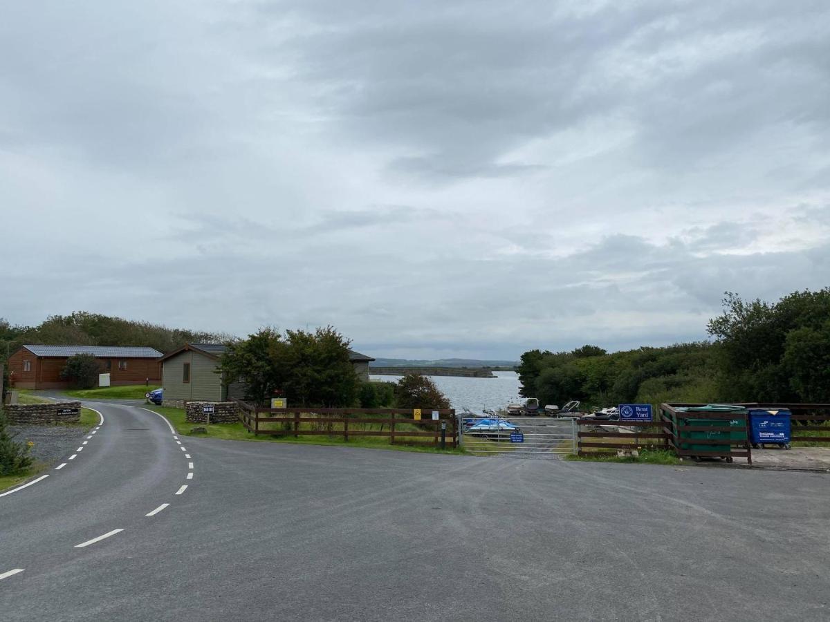 Holiday In Caravan Millom Exterior foto