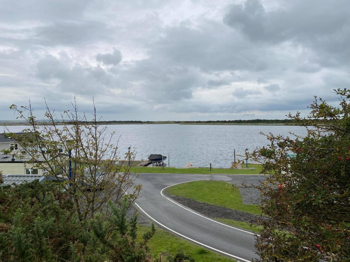 Holiday In Caravan Millom Exterior foto