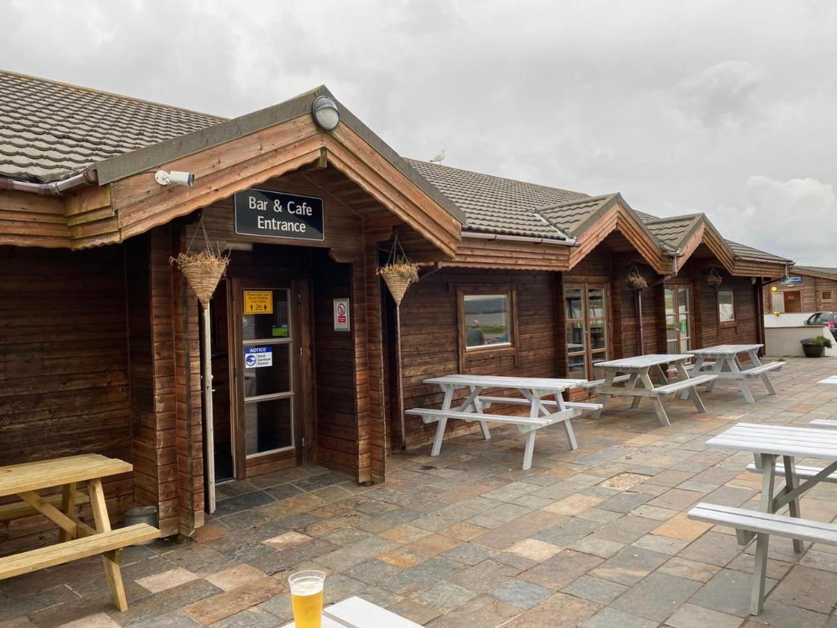 Holiday In Caravan Millom Exterior foto